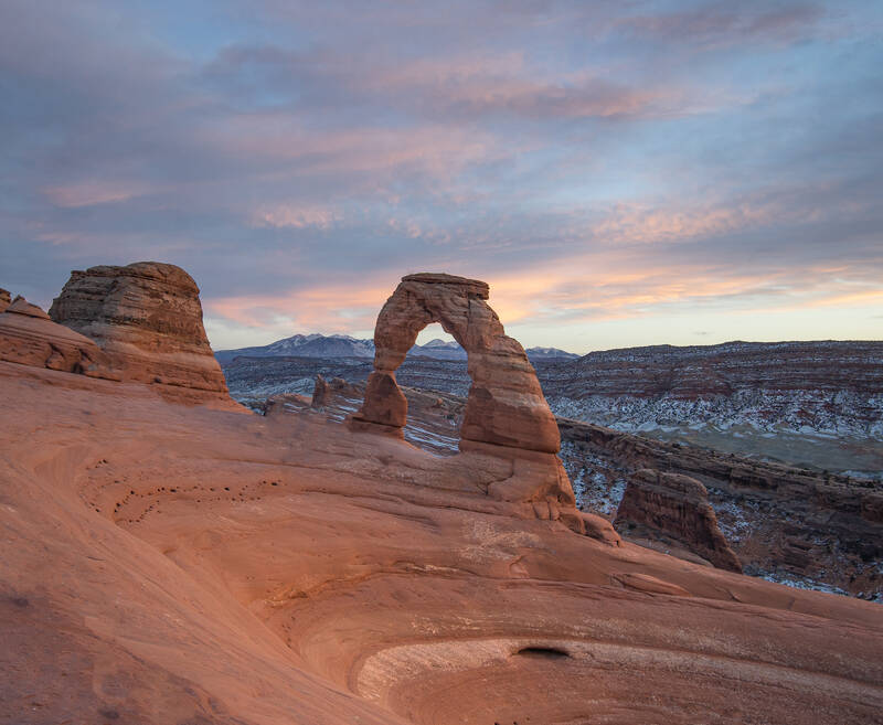 Photo of the Delicate Arch in Arches National Park.