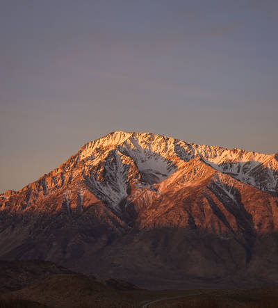 Photo of peaks in the Eastern Sierra mountains in California.